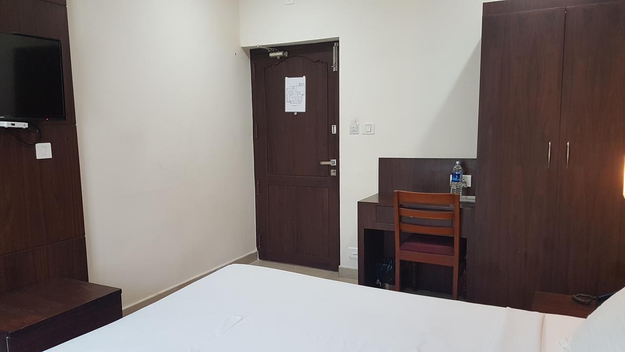 The Central Park Kollam Exterior photo